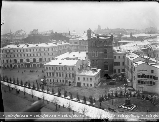 Никольская улица от Театрального проезда, 1930-е годы.