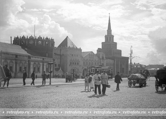 Комсомольская площадь, 1920 годы