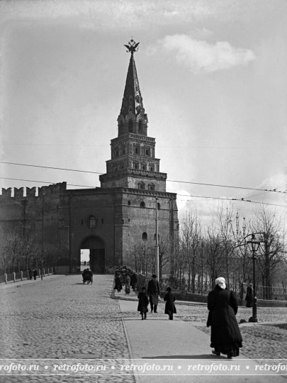 Боровицкая башня Кремля, 1910-е годы.