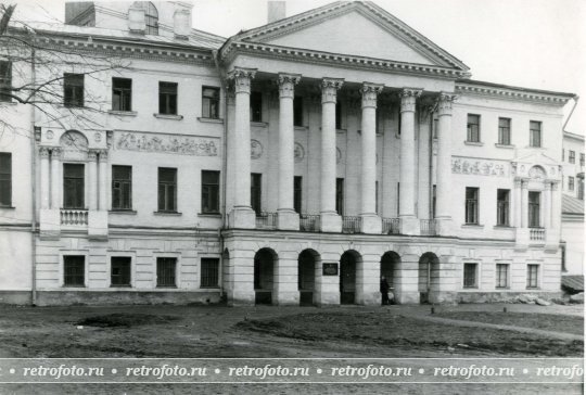 Москва, Большой Толмачевский переулок, д. 3