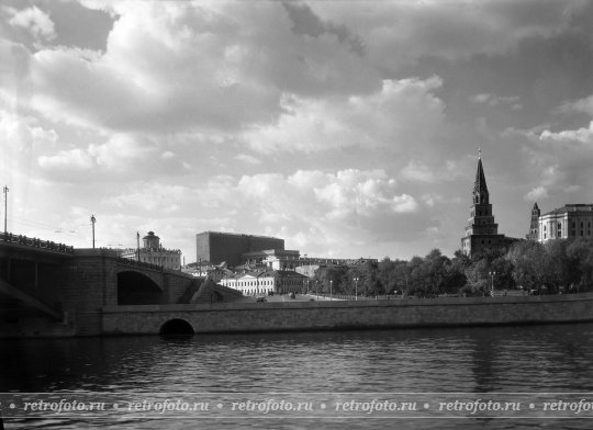 Москва, вид на Кремль и Б. Каменный мост, 1980-е годы