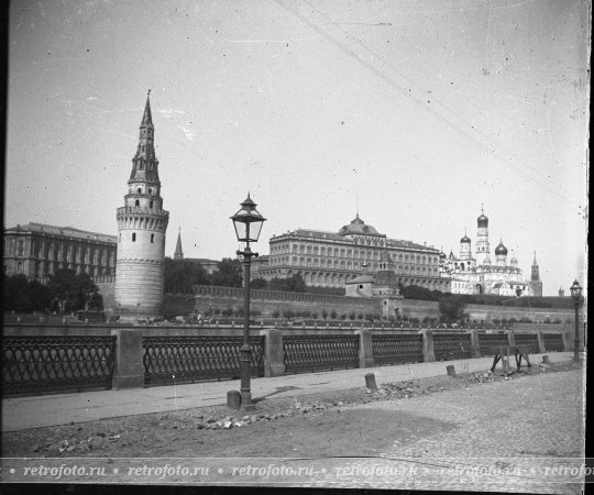 Москва, вид на Кремль с Софийской набережной, 1900е годы.