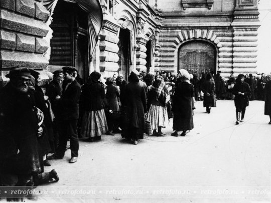 Москва, Верхние Торговые ряды, 1900-е годы.