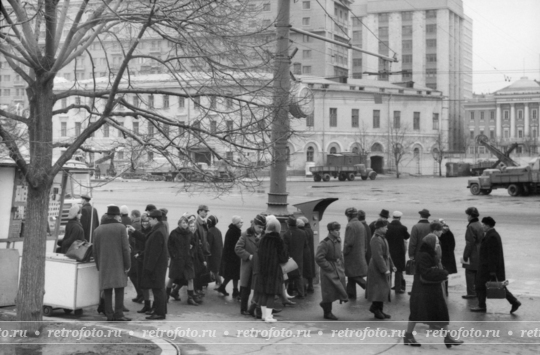 Площадь Революции. 1960-е