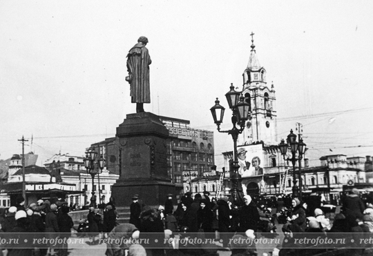 Москва, Тверской бульвар и Пушкинская площадь