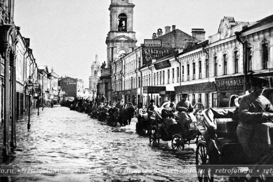 Пятницкая улица, наводнение 1908 года